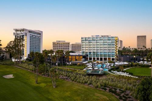 VEA Newport Beach, a Marriott Resort & Spa