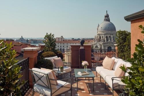 Roof Garden Suite, 1 Bedroom Suite, 1 King, Grand Canal view