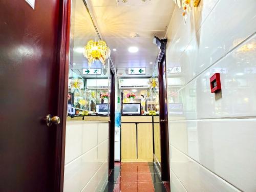International Metro Guest House 1