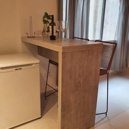 One-Bedroom Apartment image 9