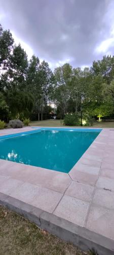 Fabulosa y confortable cabaña - image 4