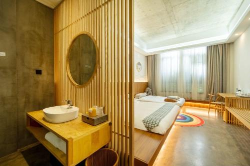 Lin Yin Art Hotel Shanghai（Pudong airport）