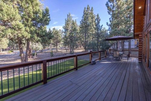 Altitude Adjustment with backyard, BBQ, and game loft Altitude Adjustment with backyard, BBQ, and game loft