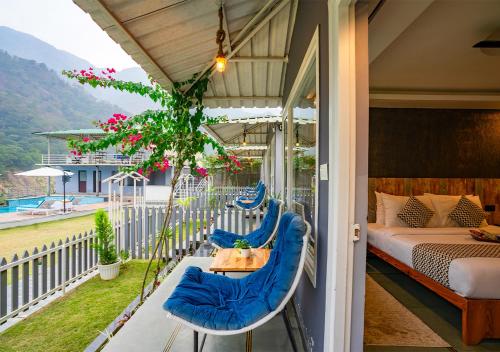Moustache Rishikesh Riverside Resort photo 5