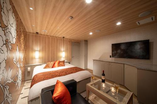 Regina – Himeji, KS