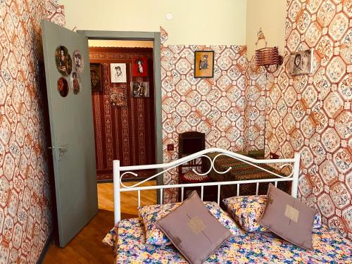 Lets Go House – Tbilisi, MA