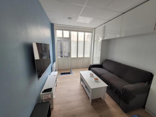 Studio bien équipé au calme à Montmartre, Parigi