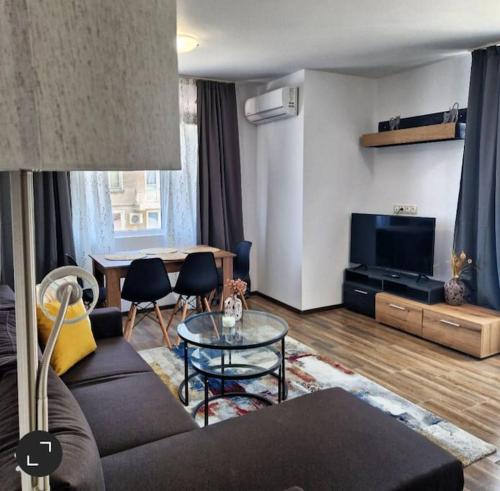Aпартамент-София/ Newhome lux apartment, Sofia (Foto 5)