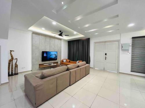 Unique 3 Storey Near Jonker@Heritage (max 25pax) Unique 3 Storey Near Jonker@Heritage (max 25pax)