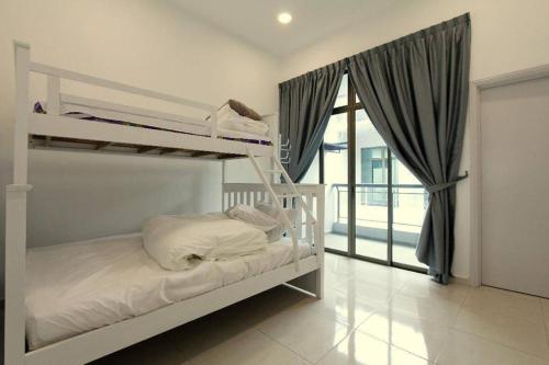 Unique 3 Storey Near Jonker@Heritage (max 25pax) Unique 3 Storey Near Jonker@Heritage (max 25pax)