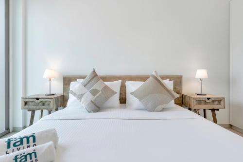 FAM Living - 1BR Downtown Getaway - Downtown Views 2 - image 3