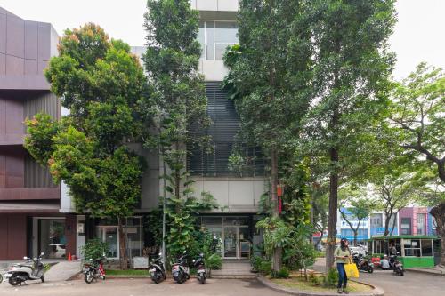 Exterior view, Urbanview Hotel Ellegan Residence Alam Sutera Serpong in Pinang