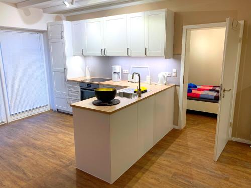 Konyha, Ferienwohnungen Arp "Beach House" mit Terrasse und Parkplatz in Itzehoe
