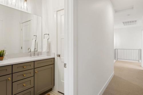 Experience Utah at the Beach home - image 13