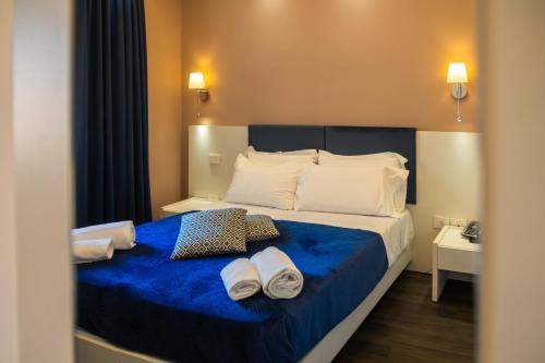 Superior Double Room image 1