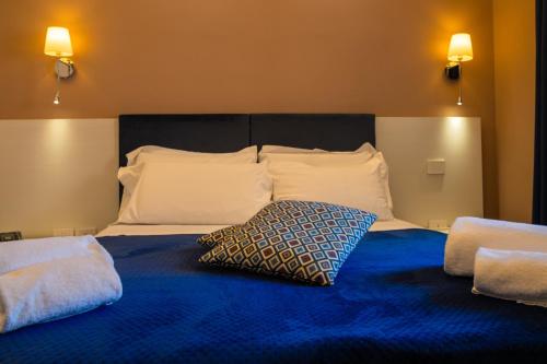 Superior Double Room image 2