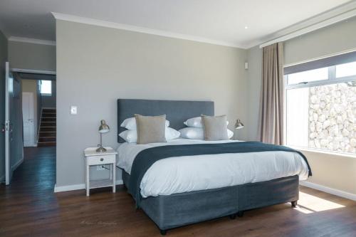 Blue Bay Lodge Room Type - Three-Bedroom House