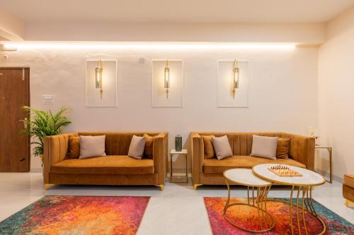 Kashi Abode Centrally located Modern 3bhk Apartment at Varanasi by Roamhome