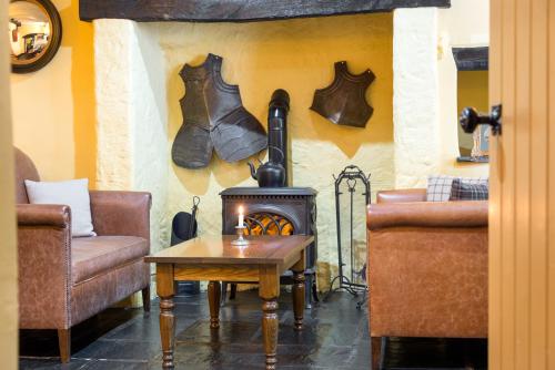 The King's Head - image 12