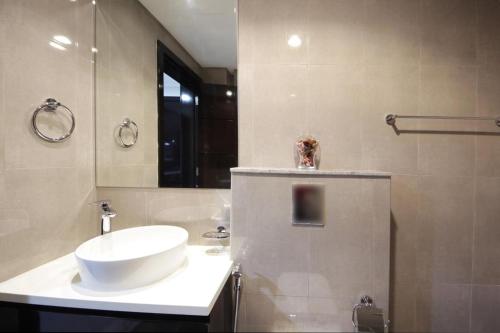 Studio Apartment in Merano Tower by The S Holiday Homes - image 5