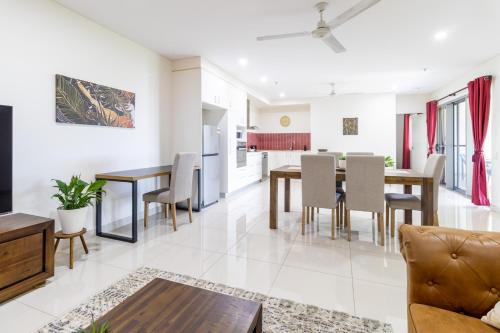 Executive Suite with Pool & Gym, 2 car parks, Darwin (foto 8)