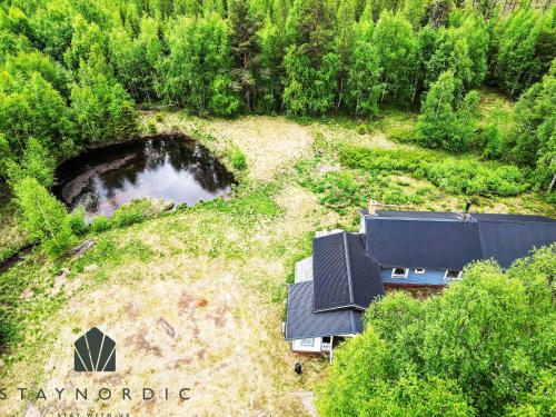 Cozy cottage on a large natural plot in lovely Harjedalen