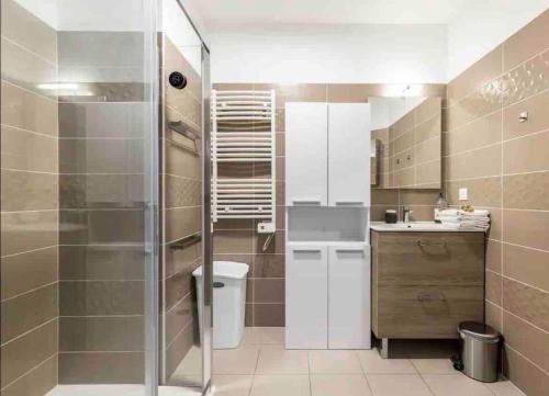 Q&R Renting - Suites Design Modernes et Luxueuses- Confort Parking AC Mer, Nice (fotografie 7)