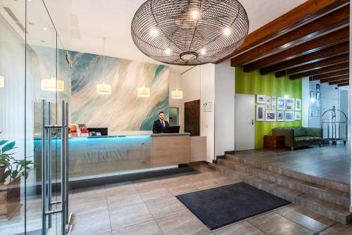 Atrium Fashion Hotel - main image