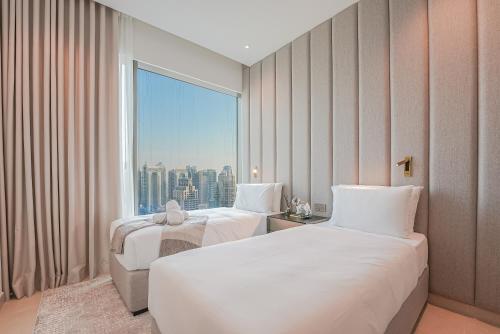 Luxe Living: Spacious Waterfront 2BR in Marina Gate, Dubaj (fotografie 4)