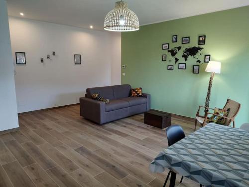 Accogliente bilocale comodo per aeroporto e centro