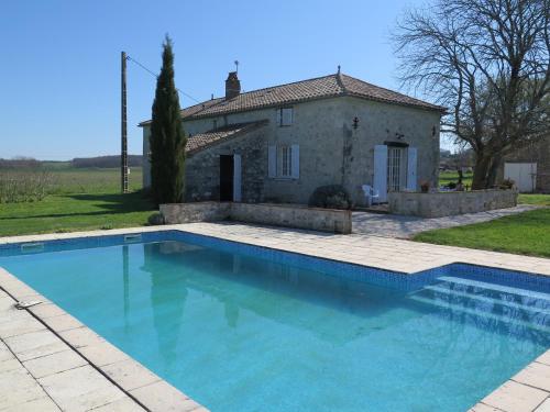 Maison à Penne d'Agenais - Clévacances 3 clés gîte à louer Trentels