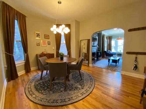 Elegant Hideaway in the Heart of Andersonville in Chicago, USA