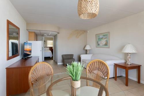 Waikiki Oceanfront Resort – Wildwood Crest, NJ