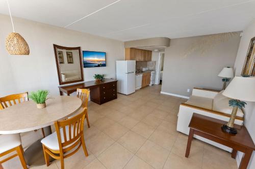 Waikiki Oceanfront Inn