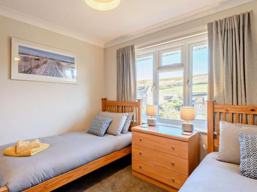 3 Bed in Lulworth Cove 82367