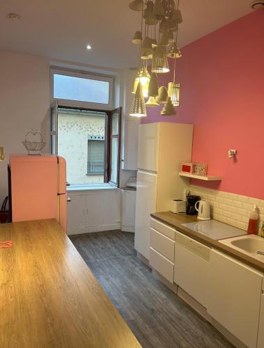 Hotel de la Croix-Rousse near Maison des Canuts