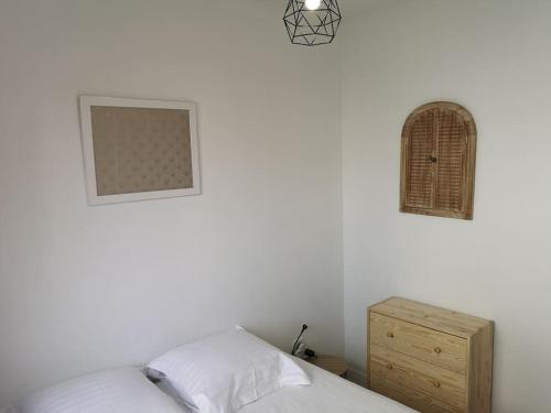 T1 BIS rénové beau coin nuit, belle terrasse IDEAL FESTIVAL