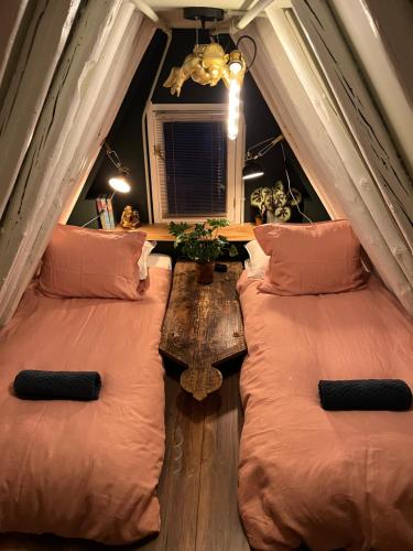 Attic Monkeys Lodge, Амстердам (фото 8)