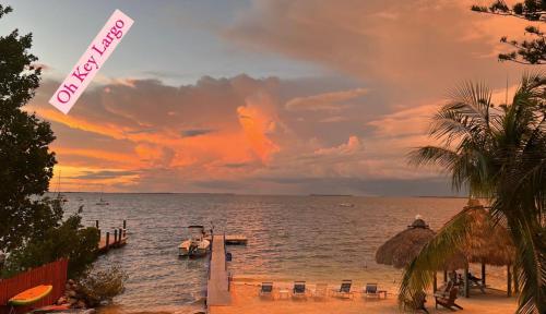Sunset Cove Beach Resort - 전망