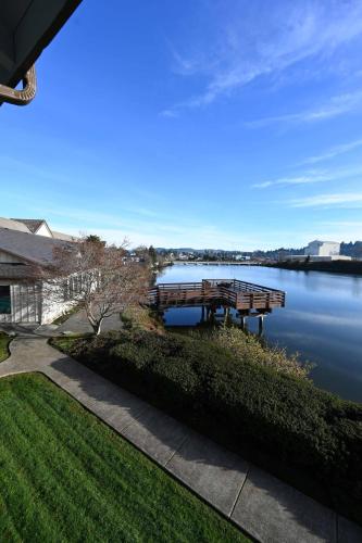 Edgewater Inn Coos Bay