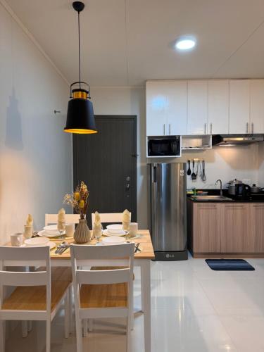 2 Bedroom and 1 Bedroom Apartments with Private Pool and Gym - 주방