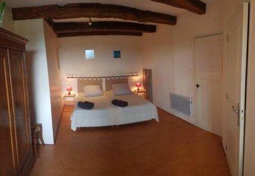 B&B La Tourelle Chambres et Table d'Hôtes (B&B La Tourelle Chambres et Table d'Hotes) in Colombotte