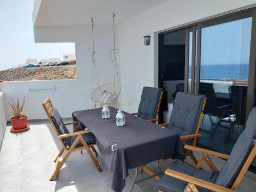 ระเบียง/ชานเรือน, Casa balcón al mar (Casa balcon al mar) in กรัน ตาราคัล
