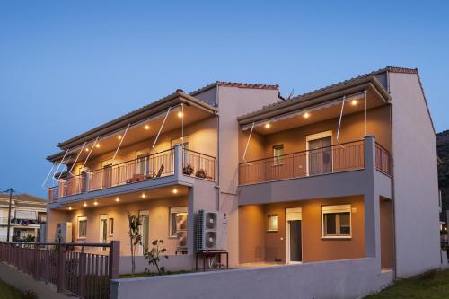  4 Seasons Villas in Plataria