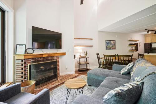 Four-Bedroom Apartment