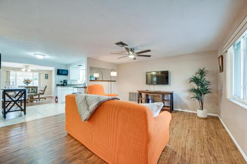 Stylish Port Richey Home about 8 Mi to Beach Park! in Port Richey, USA