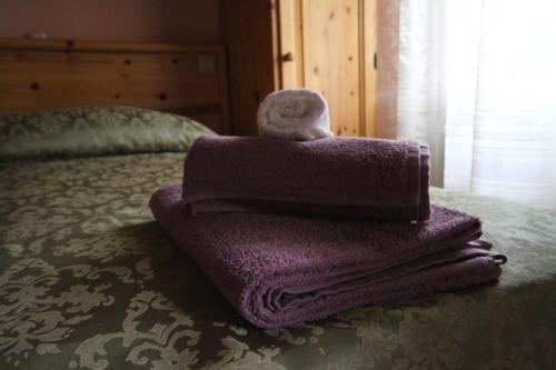 2 twin beds