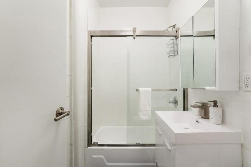 Apartment image 3