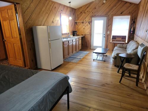 Harmony Tree Resorts inc in Nashville, USA