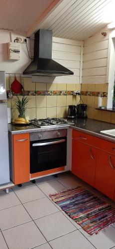 ห้องครัว, Bungalow Mangifera proche de la plage in เลอ ยามัน